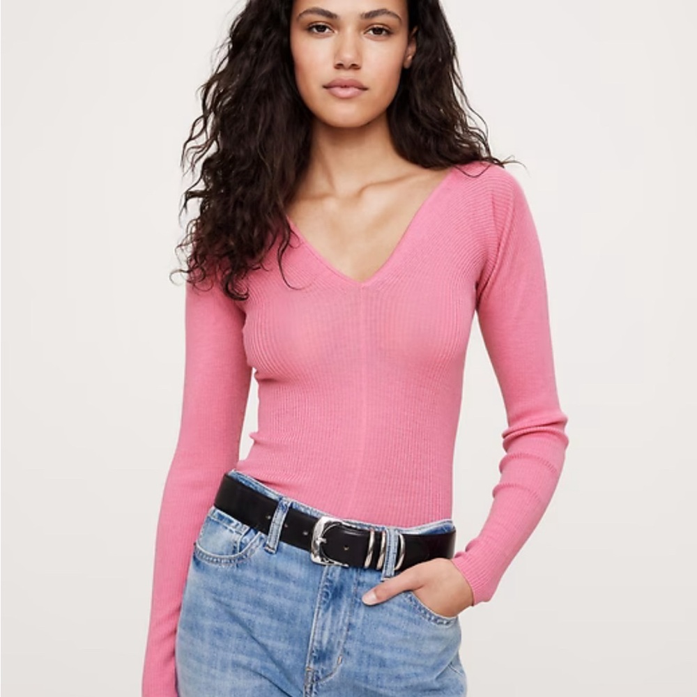 Banana Republic RIBBED MERINO DOUBLE V-NECK SWEATER in Pink